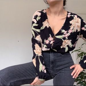Vintage long sleeve floral blouse